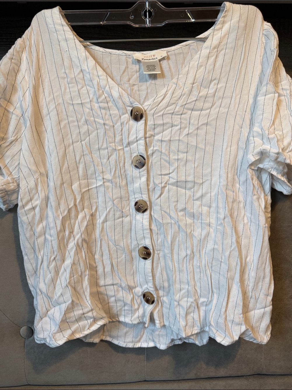 URBAN Romantics White Button-Front Striped Women’s Top